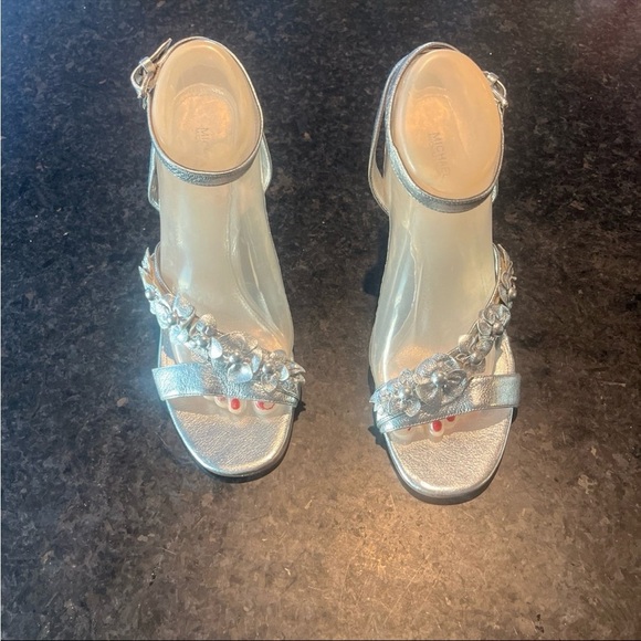 Ladies MICHEAL MICHEAL KORS HEEL SANDALS - Picture 1 of 7